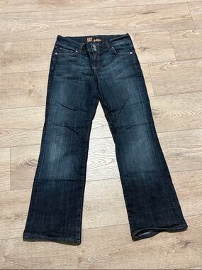 Kut from the Kloth nicole bootcut Flap Pocket Jeans 29x30 size 6